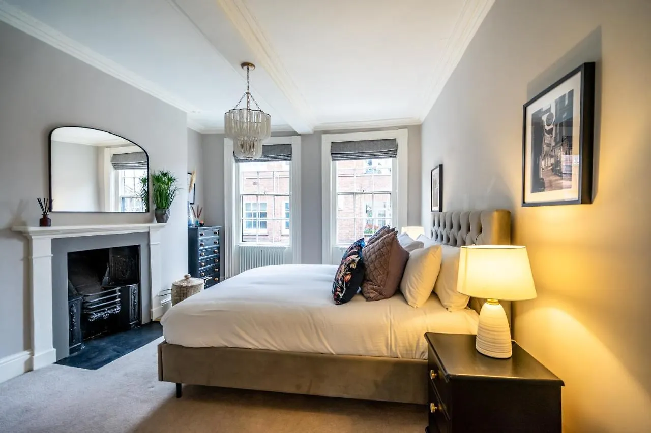 14 Castlegate Villa York
